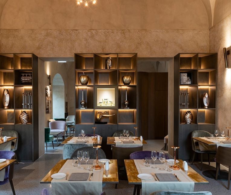 Legacy Bistro Wine Bar and Restaurant at the Hotel Grand Universe Lucca Autograph Collection
