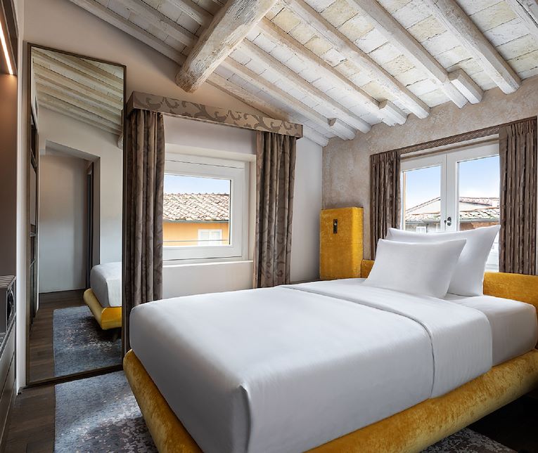 Piccolo Room of Grand Universe Lucca Autograph Collection